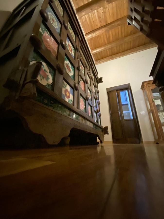 Casa Vetriera Apartment Palermo Bagian luar foto