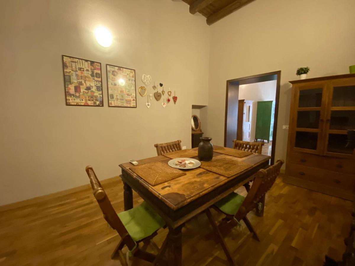 Casa Vetriera Apartment Palermo Bagian luar foto