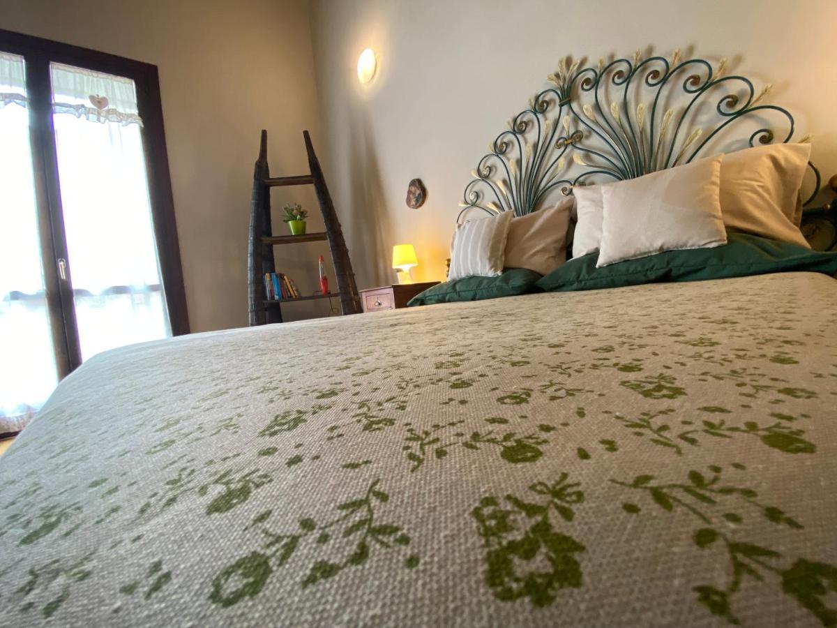 Casa Vetriera Apartment Palermo Bagian luar foto